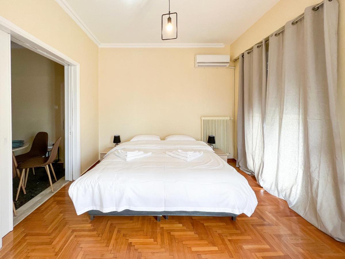 Chiou Spacious 90Sqm Apt In Athén Kültér fotó
